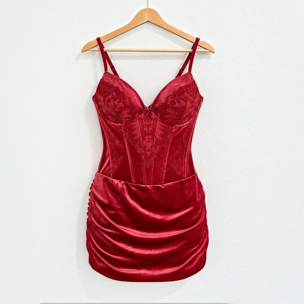 Savage X Fenty Red Velvet Underwire Corset Mini Dress Size 8-10 Lace Up Back